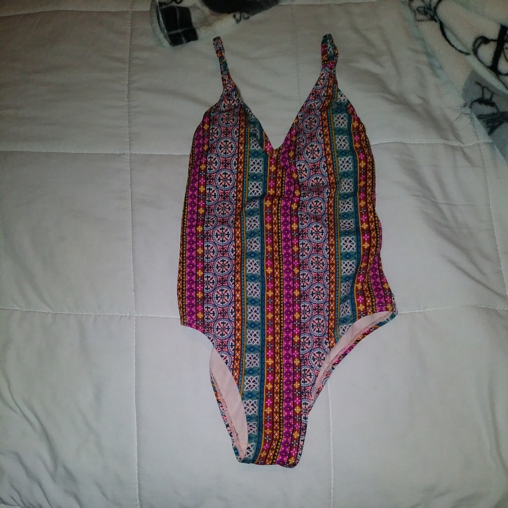 🚨FINAL SALE🚨 One piece swim suit